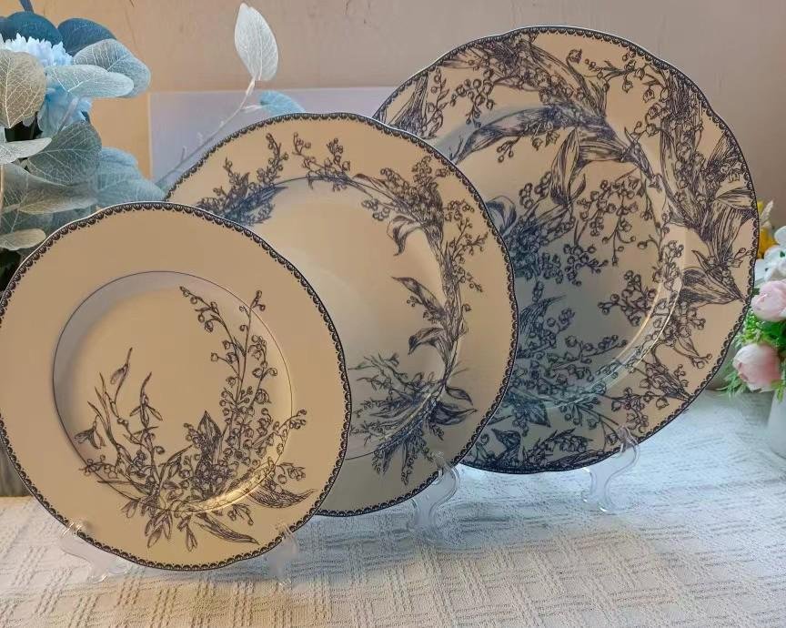 plates set of three - Dior Plates | Buy Online in UAE
